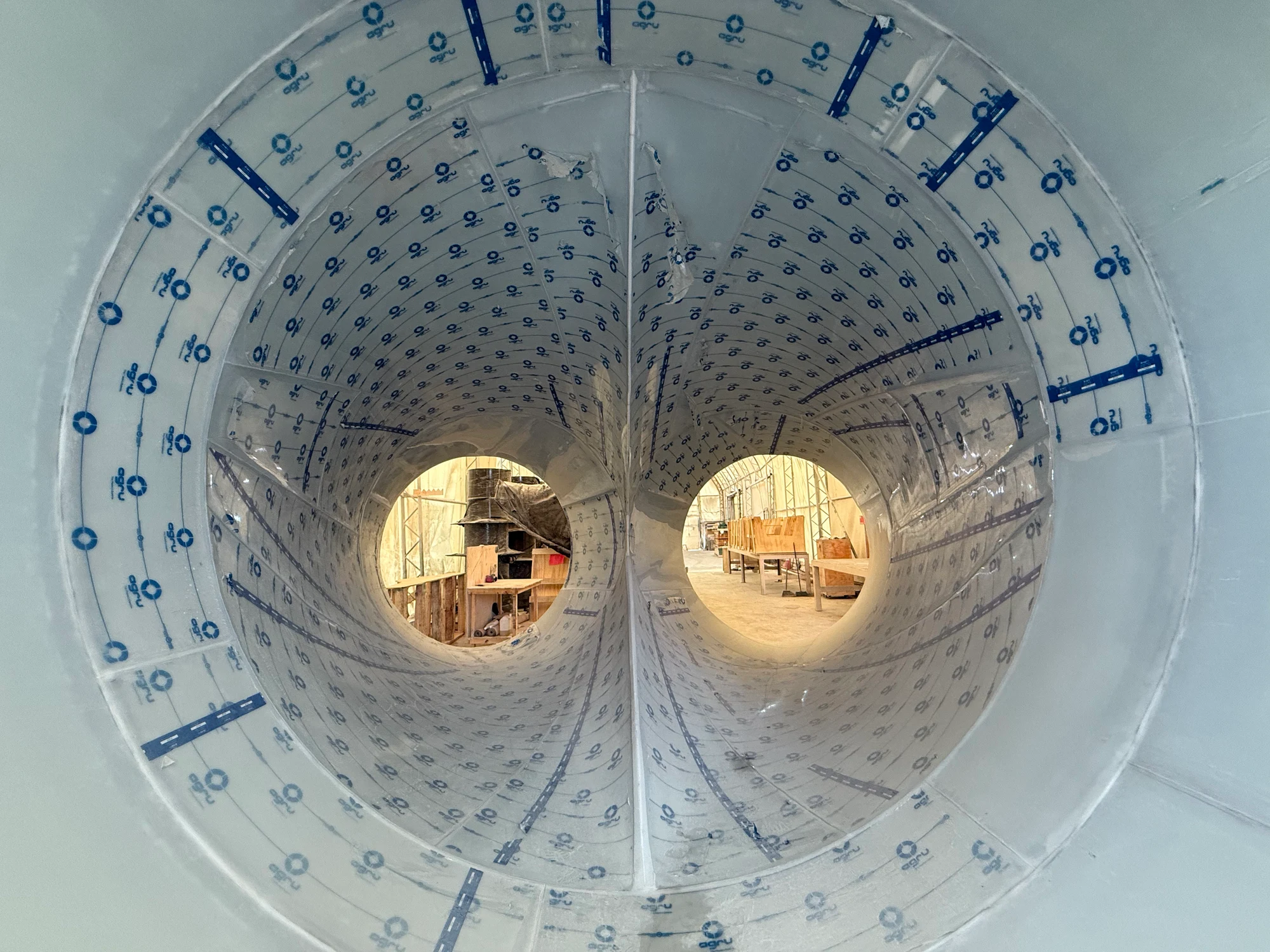 Interior view of the pants duct during its fabrication.